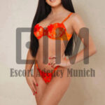 Body to Body Massage Companion in Munich