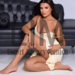 Curvy Escort Girl in Munich