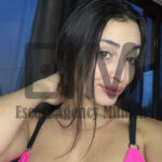 Deep French Kissing Escort In Munich